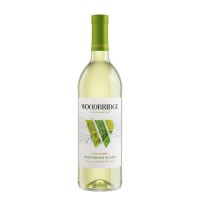 Woodbridge by Robert Mondavi Sauvignon Blanc 750 ml